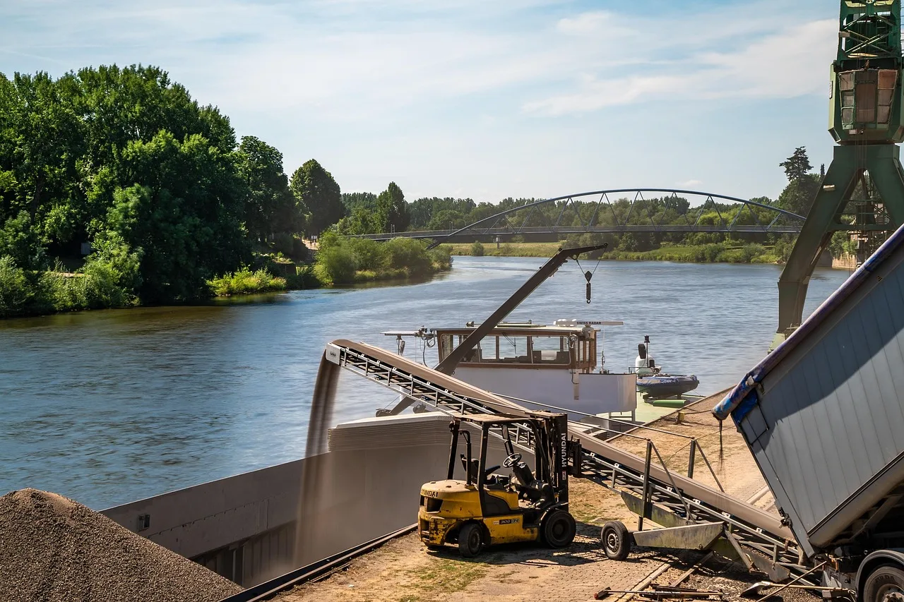 port, ship, loading, nienburg, weser, container, transport, trade, feed, animal feed, forklift, forklift, forklift, forklift, forklift, forklift. What an equipment rental business needs to operate legally