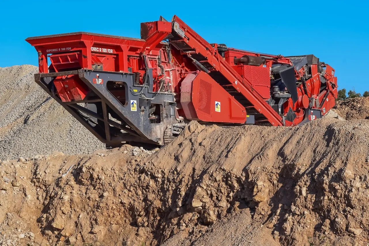 crusher, heavy machine, equipment, construction, mine, quarry, brown construction, crusher, crusher, crusher, crusher, crusher, construction, quarry. Equipment hire Montreal: CNESST and Bill 101 duties